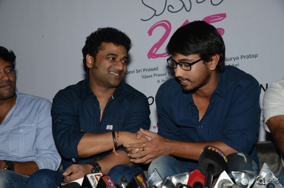 Kumari-21-F-Movie-First-Look-Launch
